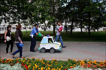 Парад детских колясок в Севастополе (41 фото)